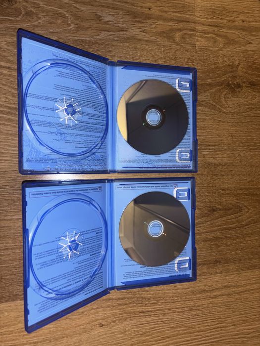 PS4 Monster Hunter World из США, второй диск продан