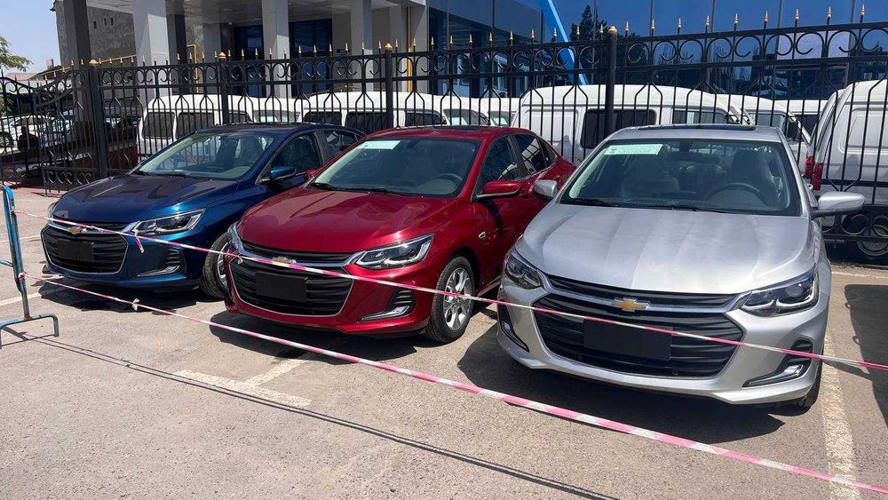 ONIX PREMIER чегирма нархда Автокредит бош тулов 10% паспортка 1 кунда