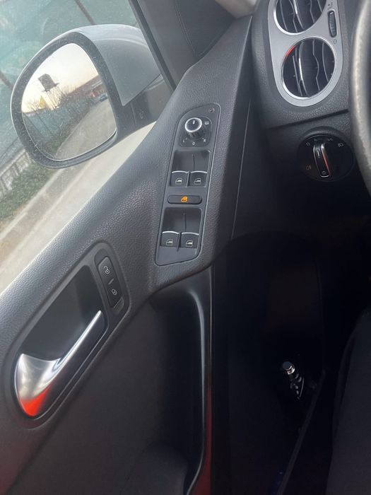 Volkswagen  tiguan