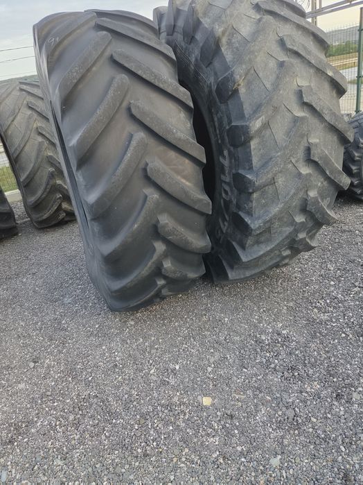 Anvelope 710 75 R 42 Michelin și Pirelli și 710 70 R 42 Mitas