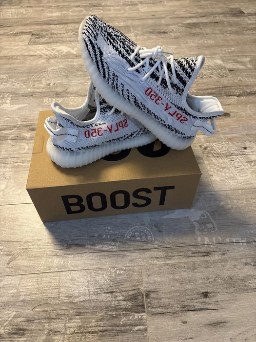 Yeezy Boost 350 V 2 zebra marimi: 42, 43, 44