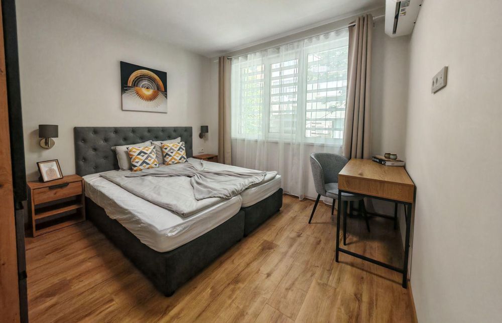 Дава се под наем Двустаен апартамент в Варна, Център - 85 кв.м за 718.08 € - Снимка #4