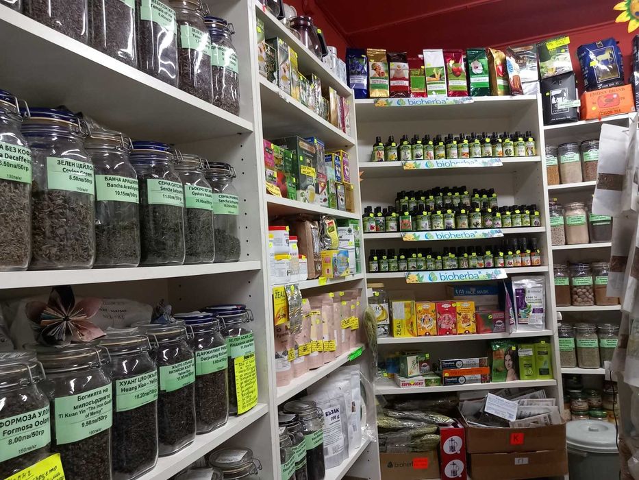 Продава се Магазин в Варна, Автогара - 50 кв.м за 204 €/кв.м - Снимка #1