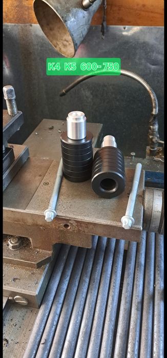 Изработени на струг краш тапи Honda hornet и Хонда Кавазаки Сузуки