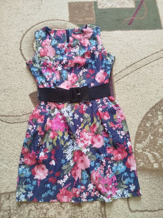 Разбираю гардероб, женская одежда по