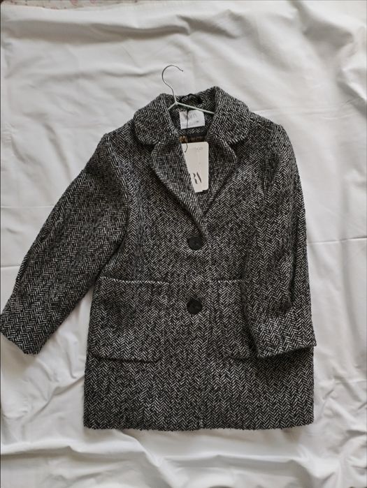 Paltoane și gecute Zara