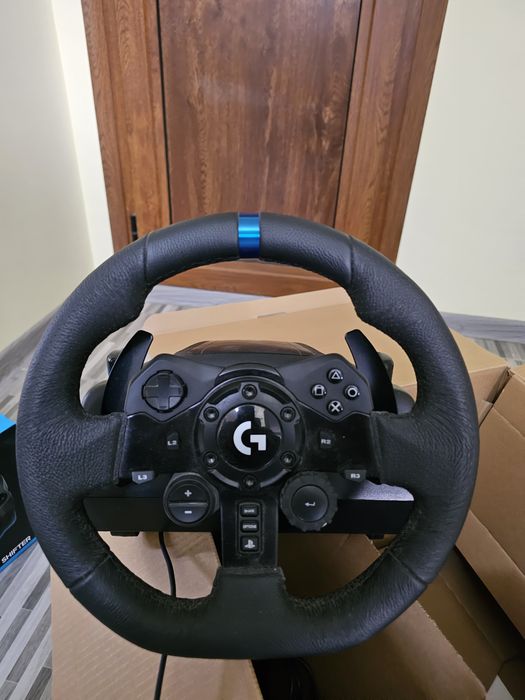 Logitech G923 (Trueforce) + Shifter – Като НОВИ