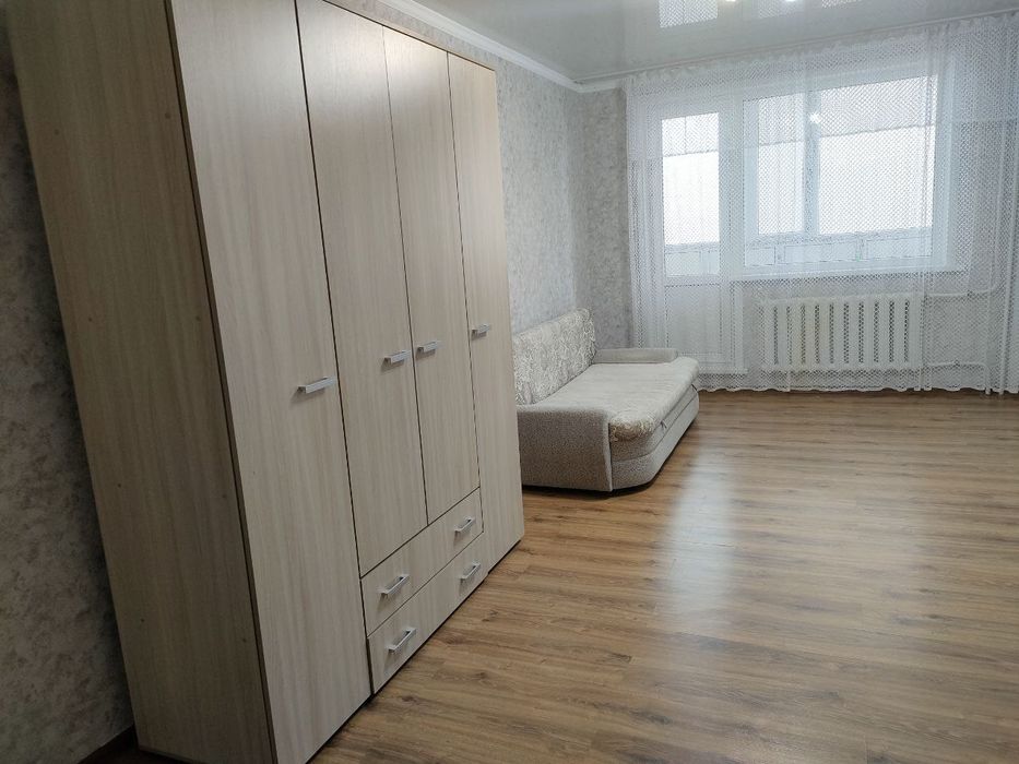 1 комнатная - 17 школа .