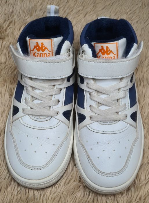 Продам ботинки для мальчика (весна-осень)