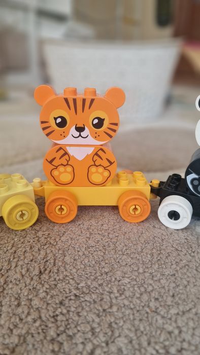 Оригинальный лего дупло паровозик