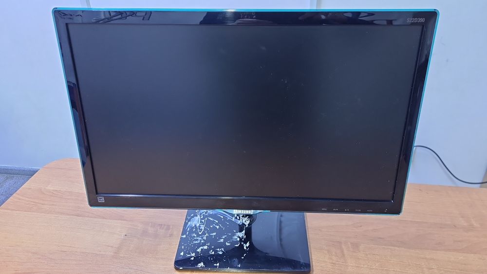 Продам монитор Самсунг