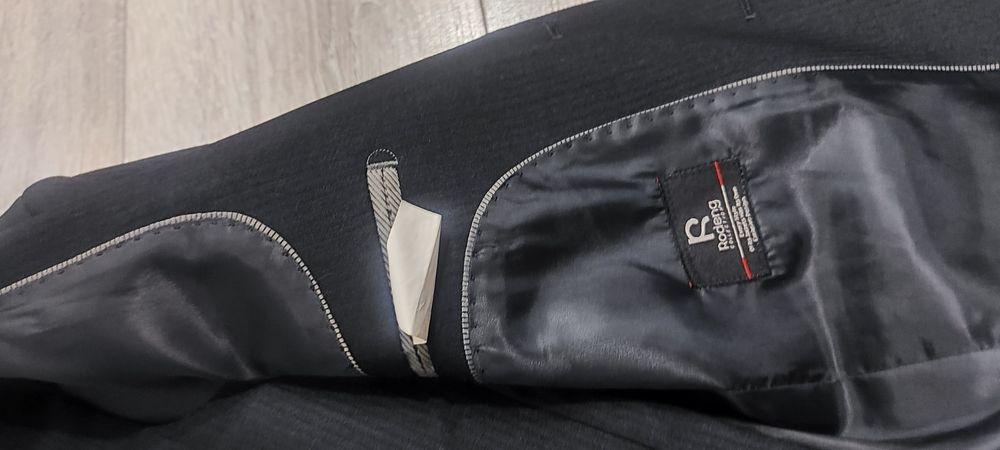 Костюм новый на 11лет