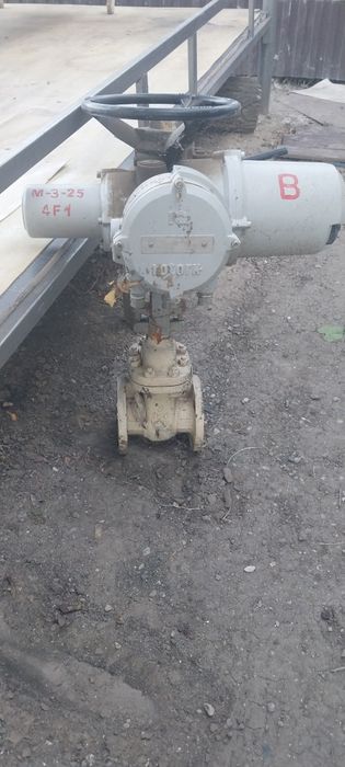 Продам задвижку с электроприводом