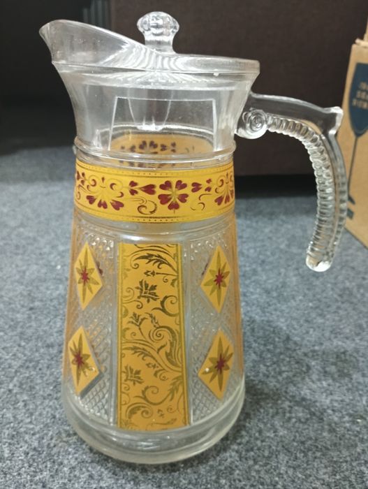 Продам набор фужеры графин