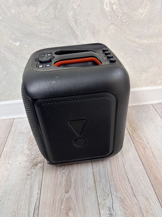 колонка с микрофоном JBL