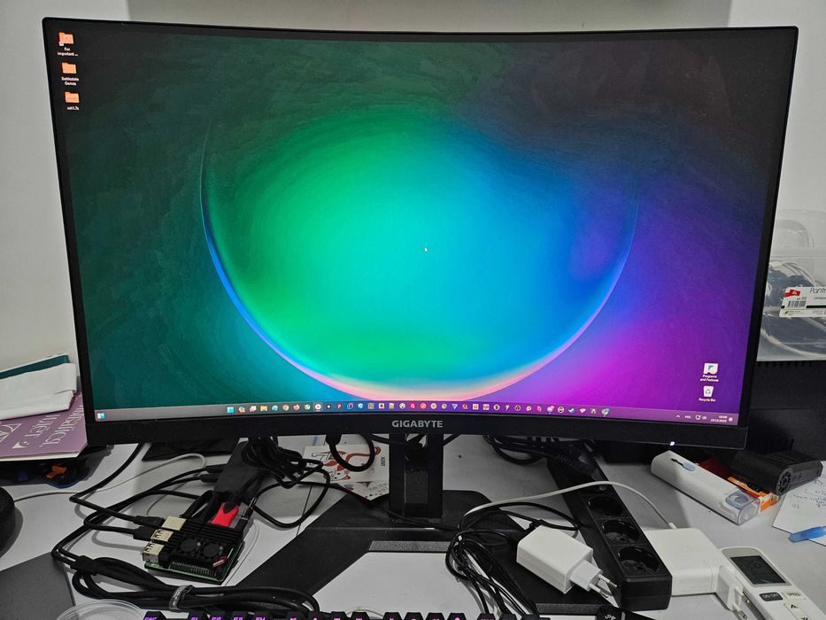 Монитор игровой 27 дюймов 165 Гц Gigabyte G27 QC