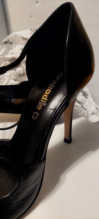 Обувки crocodile