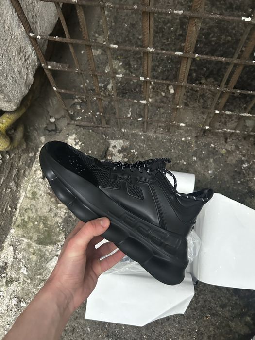 Versace Chain Reaction Black