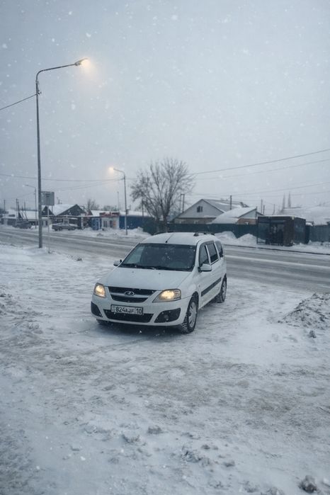 Продам автомобиль лада ларгус