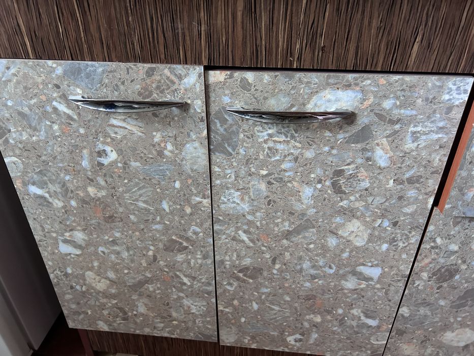 кухонный инвертарь / кухня учун шкаф