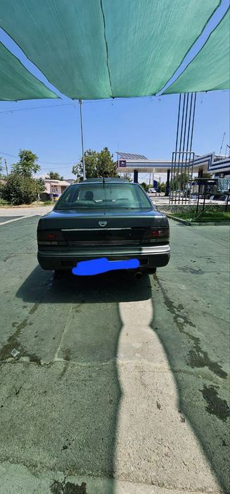 Nissan  Maksima moshina