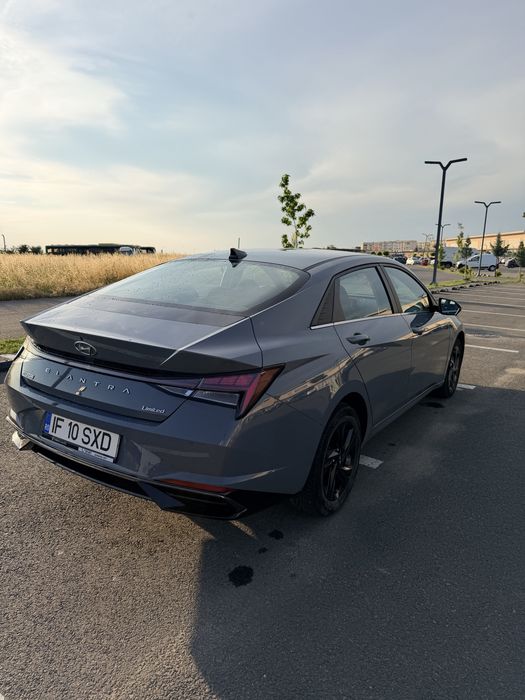 Hyundai Elantra Highway