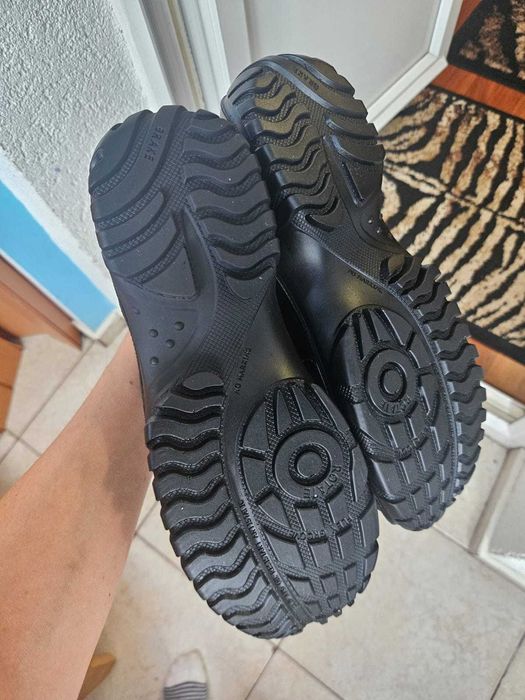 Sandale de protecție Uvex S1 SRC, mărimea 41, NOI, model 6980.8