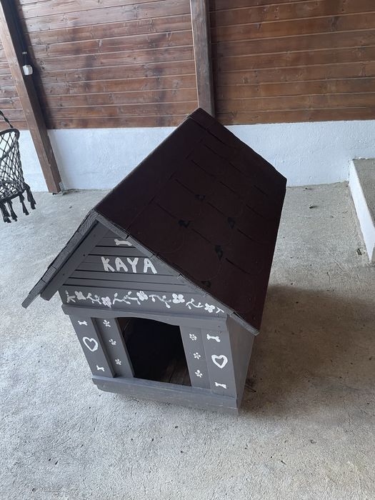 Casuta pentru caine mediu- mare !