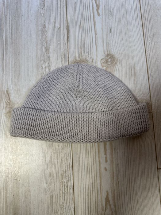 Сива шапка beanie