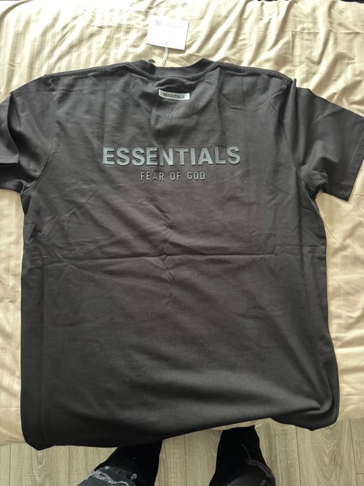 Tricou essentials