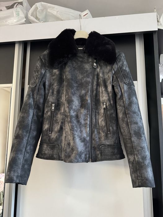 geaca GUESS de piele