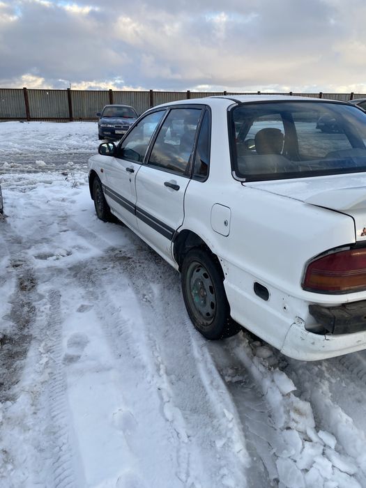 Продам митсубиши галант 1992г 1.8 мкпп