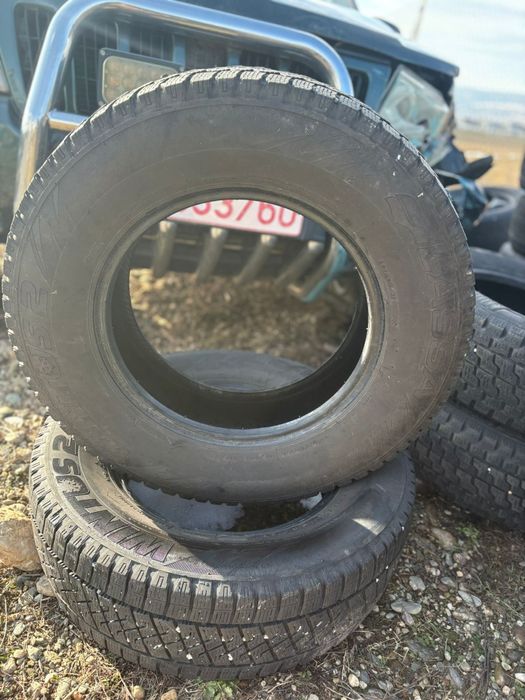 Cauciucuri 215/70 / R 15 C