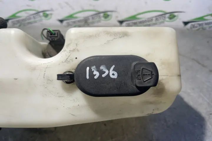 Vas lichid parbriz 8200177162B / 8200.177.162/B Dacia Solenza 2004