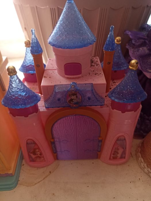 Продам  домик  для кукол