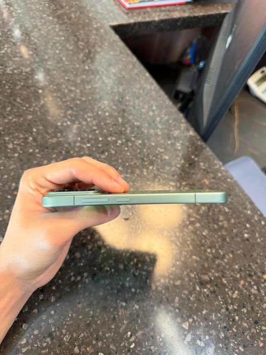 Обменяю Xiaomi 17 pro 256gb