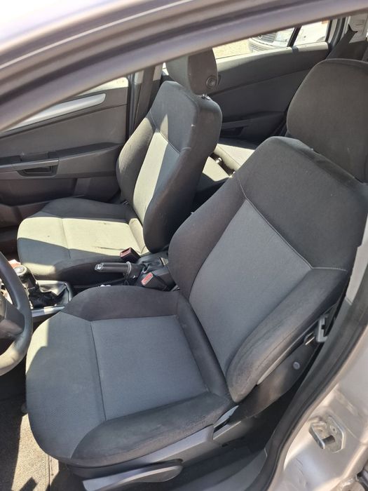 Opel Astra H Caravan 1.9 CDTI (120 кс) 2005г.