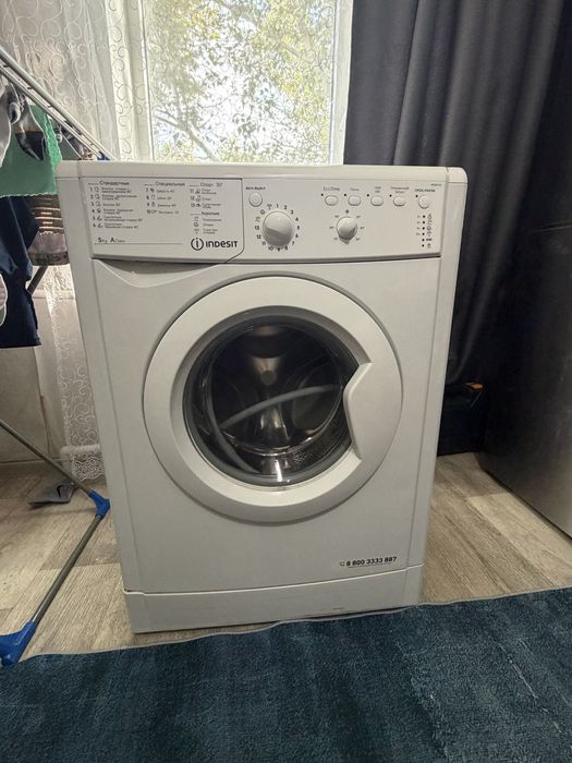 Стиральная машинка Indesit