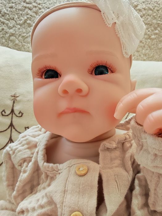 Реборн реалистично бебе от винил
