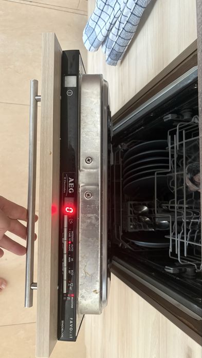 Съдомиялна AEG Electrolux 45 см - за части