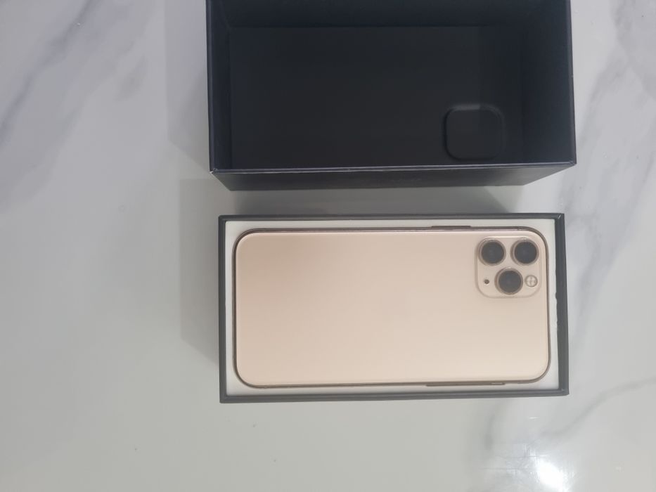 Айфон 11 про 95000