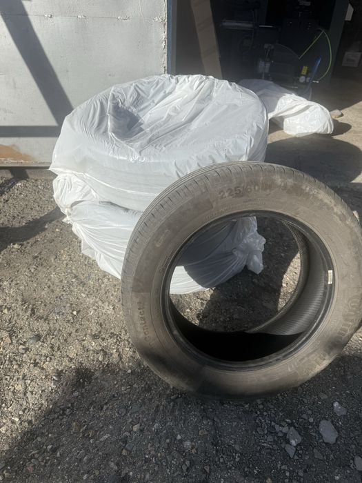 Продам летние шины 225/60/17 марки continental