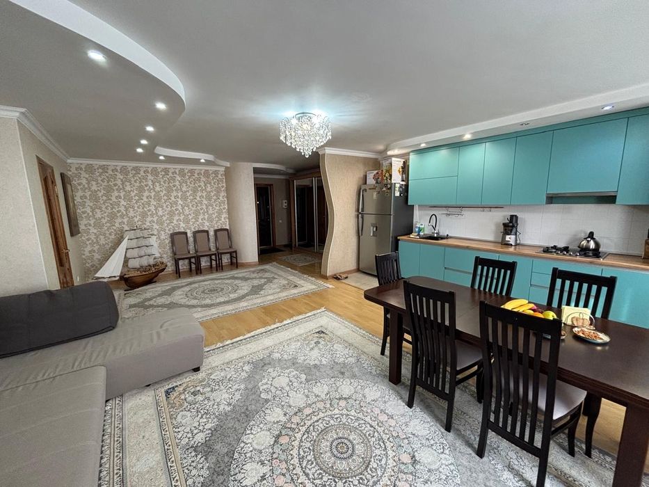 Продам квартиру 3х ком