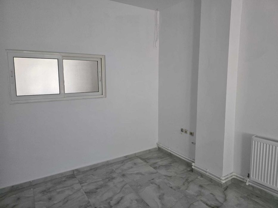 Inchiriem spatiu 73 mp pretabil cabinet clinica salon Calea Nationala 59