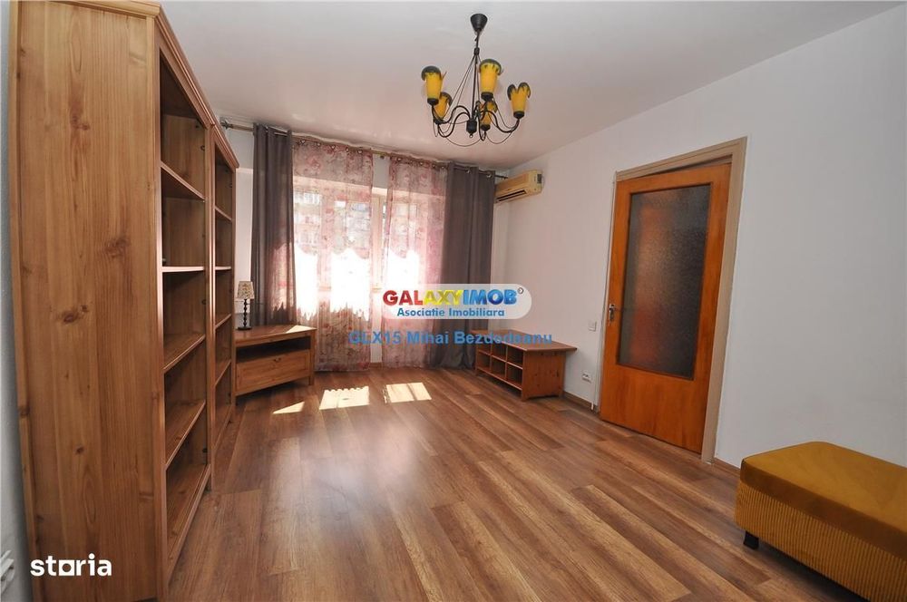 Vanzare apartament 2 camere in zona Podul Grand - Piata Crangasi