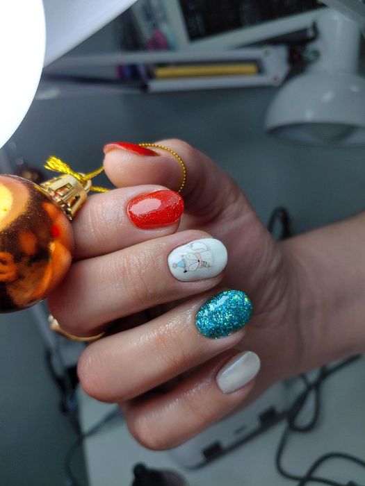 Маникюр. Принимаю в салоне