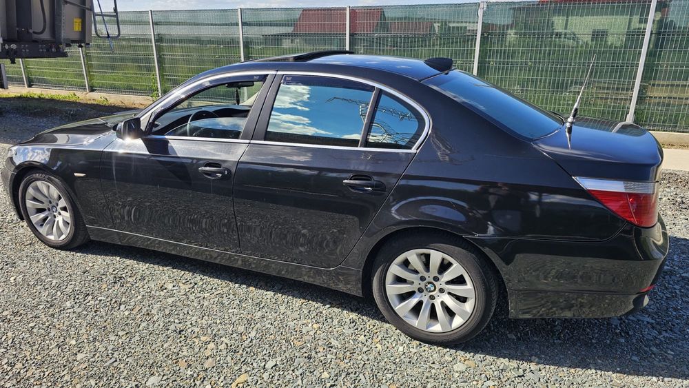 BMW 5 Series 2004 — imagine 3