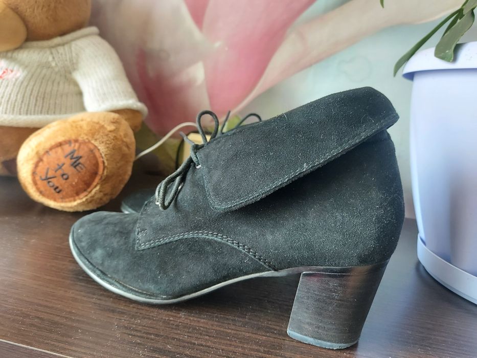 Продам полуботинки