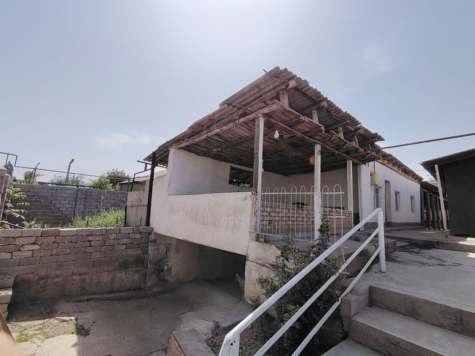 Продаётся участок в Ахангаранском районе