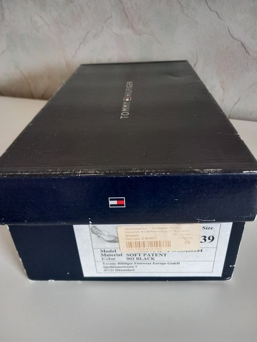 Кожени обувки с ток Tommy Hilfiger